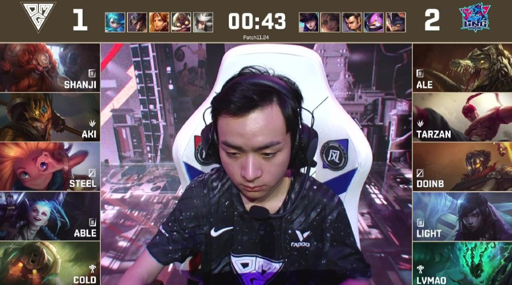 100T力克CLG,Doinb关键团战开团秒人峡谷大战入围赛,强势挺进下一轮 100T力克CLG,Doinb关键团战开团秒人峡谷大战入围赛,强势挺进下一轮