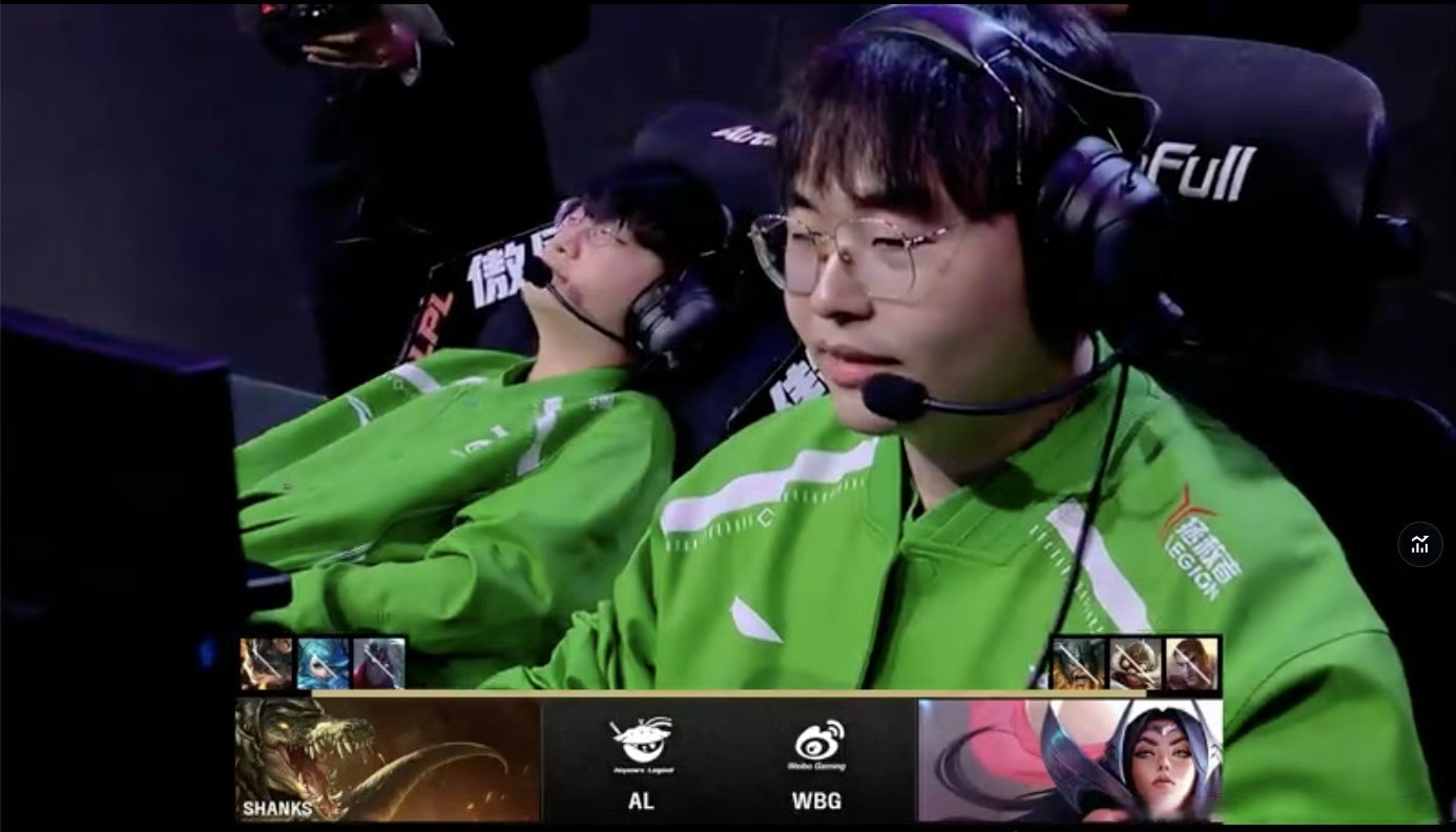 FLY横扫WBG,Bin团战一打五激烈交锋入围赛,引爆全场热议 FLY横扫WBG,Bin团战一打五激烈交锋入围赛,引爆全场热议