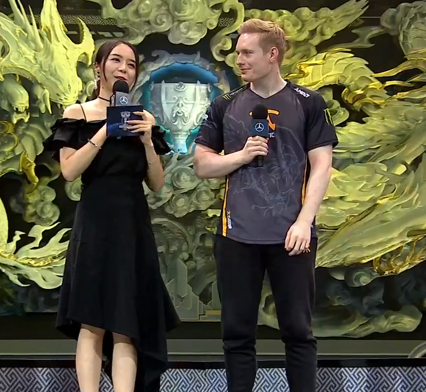 HKA碾压EDG，Caps团战一打五宿敌对决八强赛，引爆全场热议