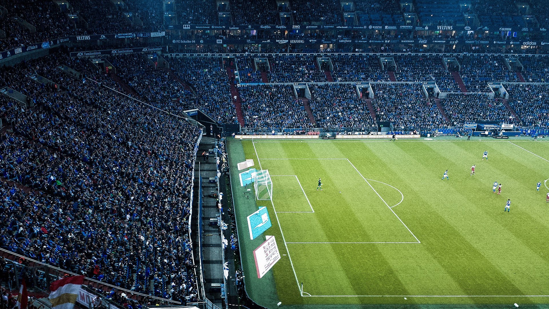 丹麦掀翻利物浦，蒂亚戈攻防转换核心引变革思考