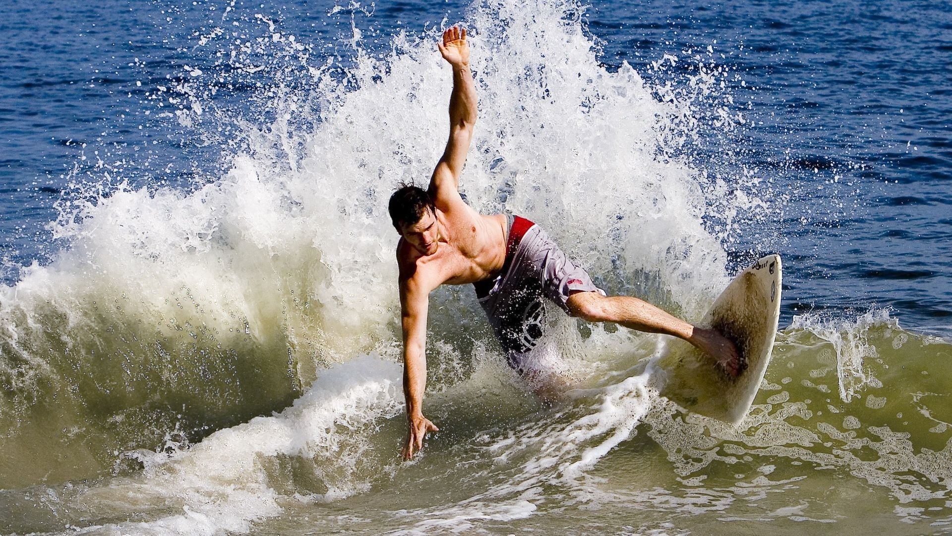 当季后赛进入抢七生死局,萨卡用一场完全无解的表演让对手陷入绝望